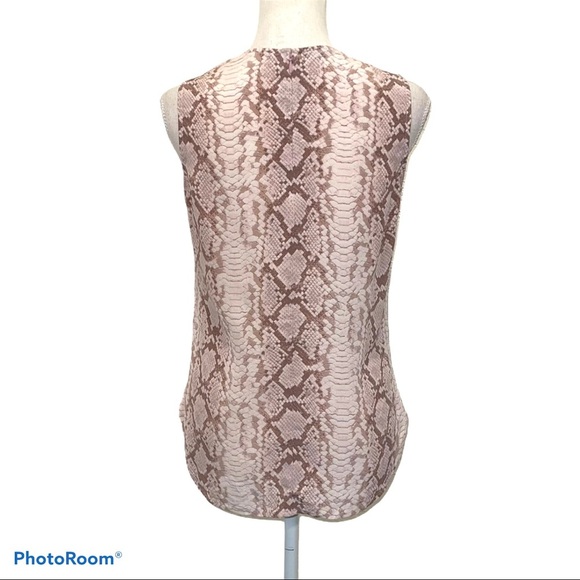 Equipment • Lyle Python Tank - Picture 6 of 7